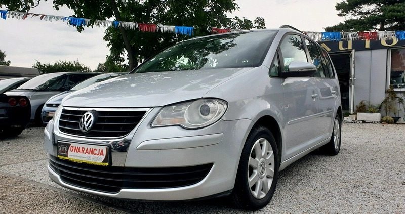 Volkswagen Touran cena 12900 przebieg: 274000, rok produkcji 2010 z Prudnik małe 529